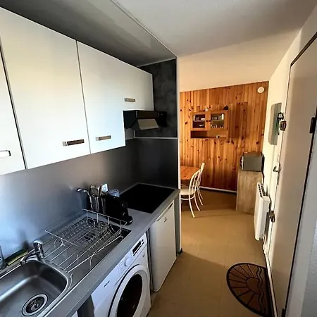 Apartamento St-pierre-la-mer, Bel A Dans Avec Piscine Et Tennis Entre 5 Et 10 Min De La